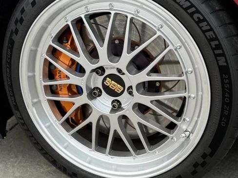 Used 2016 Nissan GT-R Premium image 10