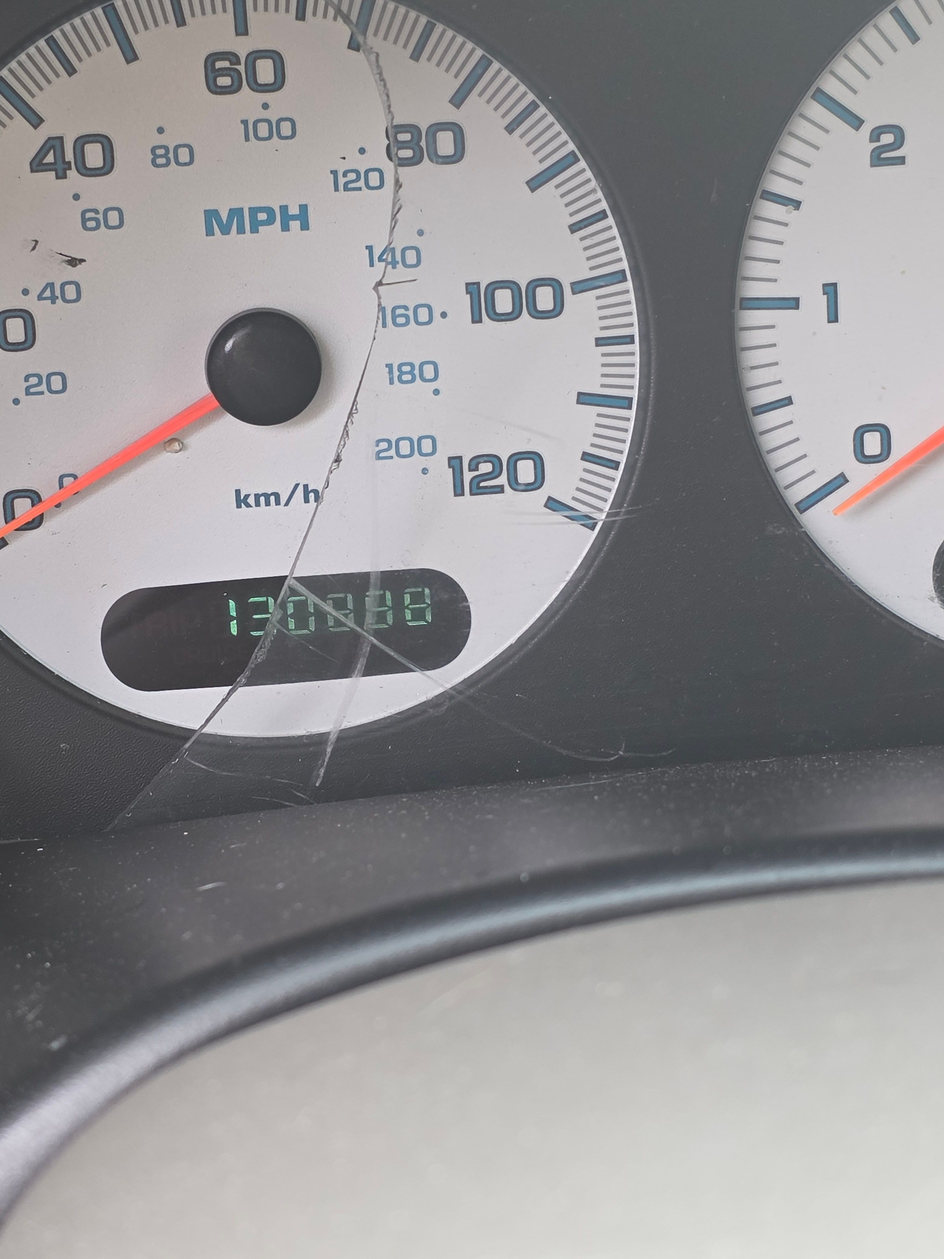 Used 2003 Chrysler Town & Country eL FWD image 4