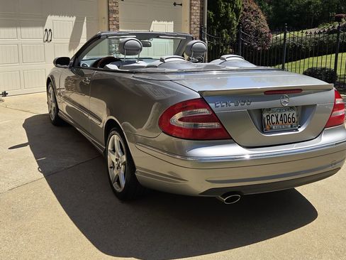 Used 2005 Mercedes-Benz CLK 500 Cabriolet image 5