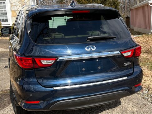 Used 2017 INFINITI QX60 AWD w/ Premium Plus Package image 5