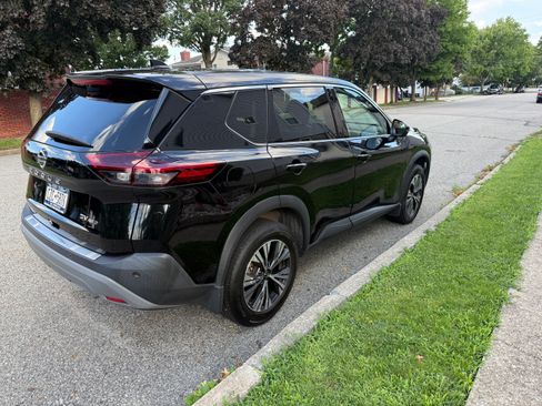 Used 2021 Nissan Rogue SV AWD/4WD image 10