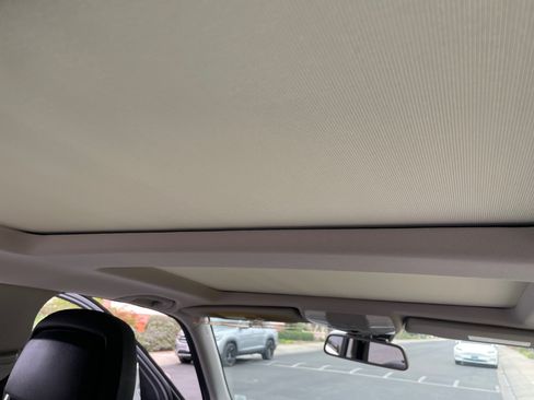 Used 2013 Mercedes-Benz GLK 350 2WD image 11