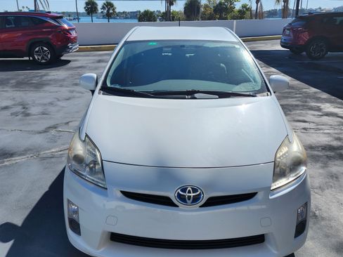 Used 2011 Toyota Prius Two image 1
