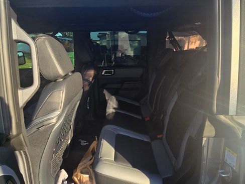 Used 2024 Ford Bronco Big Bend image 26