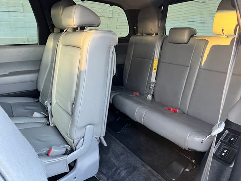 Used 2014 Toyota Sequoia Limited image 11