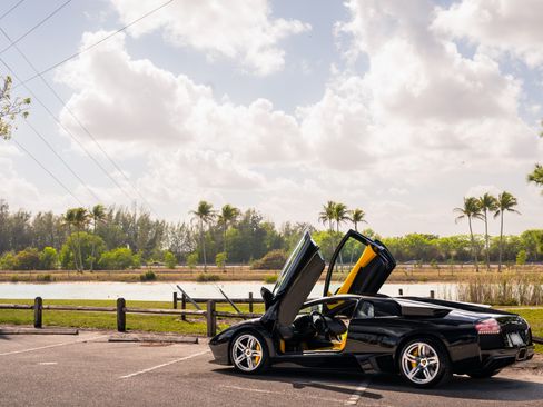 Used 2009 Lamborghini Murcielago LP 640 image 1