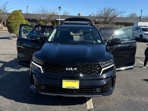 Used 2022 Kia Sorento SX image 6