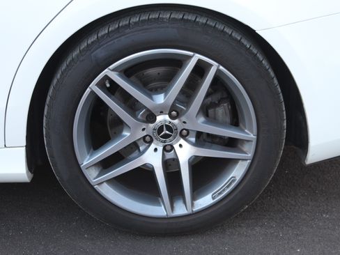 Used 2020 Mercedes-Benz S 450 S 450 Sedan 4D image 25