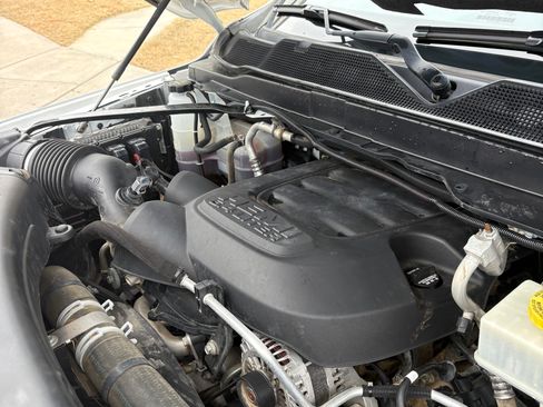 Used 2019 RAM 2500 Big Horn image 4