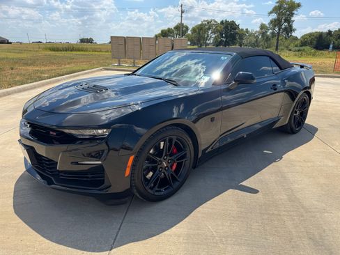 Used 2023 Chevrolet Camaro SS RWD image 16