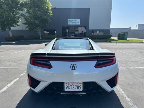 Used 2020 Acura NSX image 11