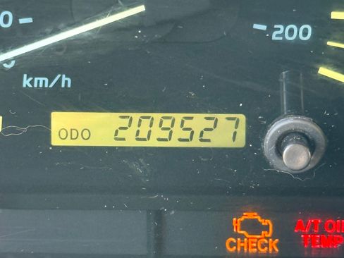 Used 2000 Lexus LX 470 4WD image 14