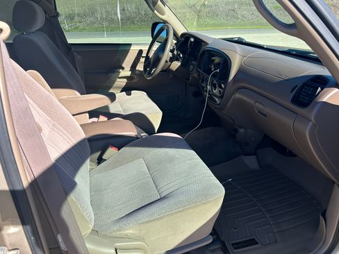 Used 2001 Toyota Tundra SR5 image 9
