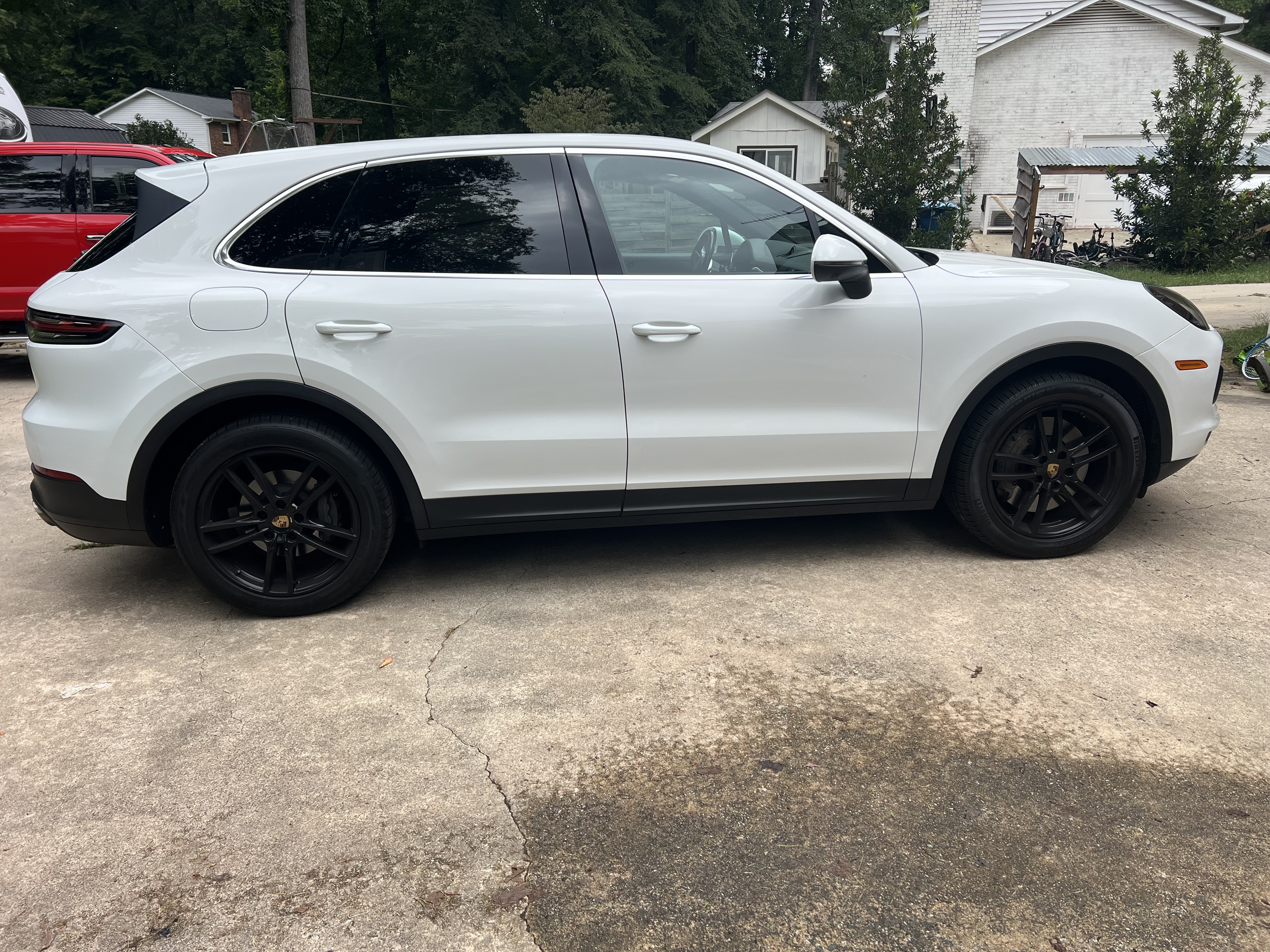 Used 2020 Porsche Cayenne S AWD/4WD image 16