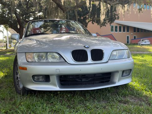 Used 2001 BMW Z3 2.5i RWD image 19