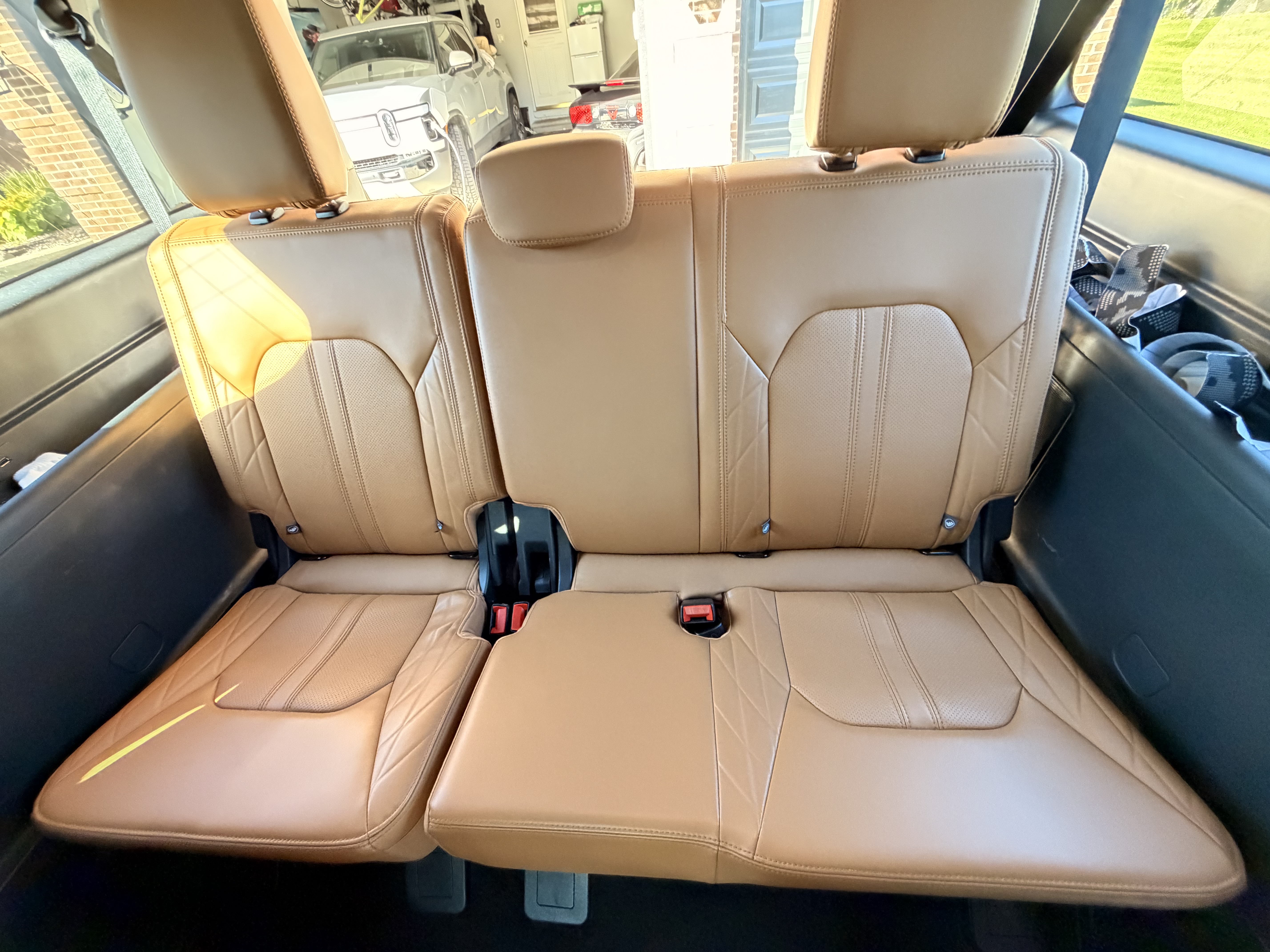 Used 2024 Ford Expedition Max Platinum AWD/4WD image 13