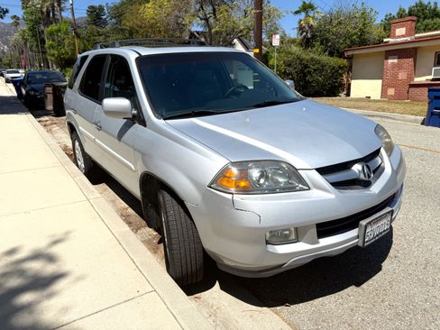 Used 2005 Acura MDX Touring AWD/4WD image 2