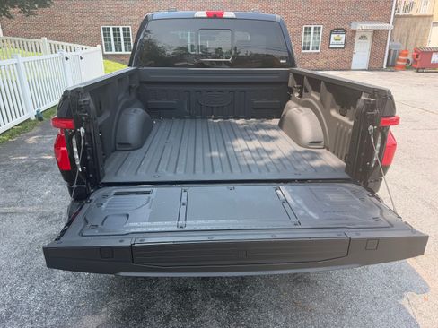 Used 2023 Ford F150 Lightning Platinum AWD/4WD image 10
