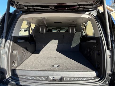 Used 2016 GMC Yukon XL SLT w/ Open Road Package image 10