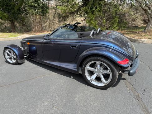 Used 2001 Chrysler Prowler RWD image 1