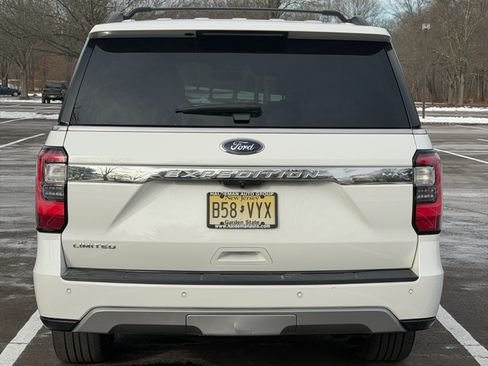 Used 2021 Ford Expedition Max Limited image 4