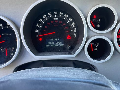 Used 2007 Toyota Tundra Limited image 11