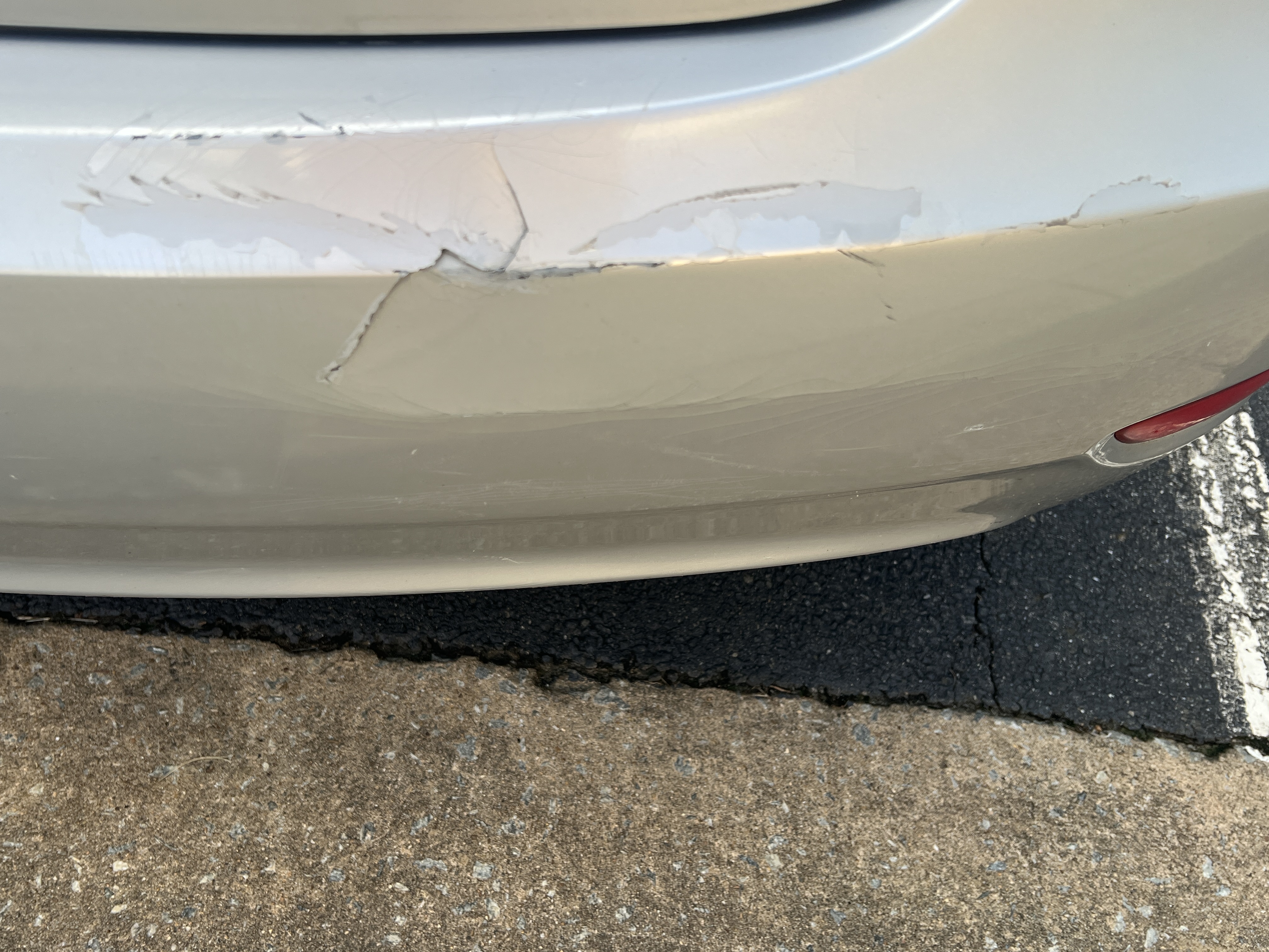 Used 2012 Hyundai Accent GLS w/ Premium Pkg 3 FWD image 17