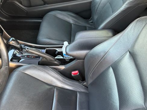 Used 2017 Honda Accord EX-L image 4