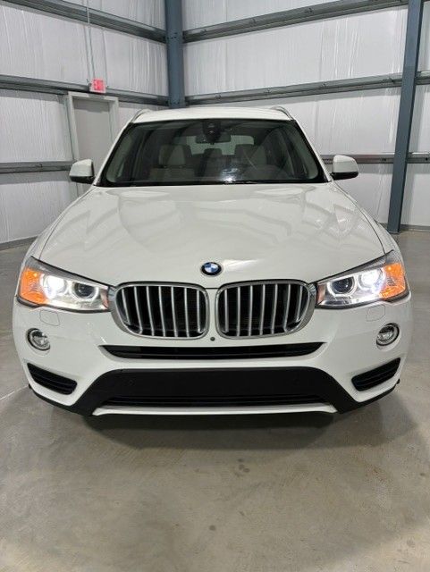 Used 2017 BMW X3 xDrive28i AWD/4WD image 8