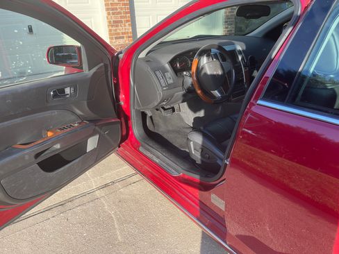 Used 2011 Cadillac STS RWD image 14