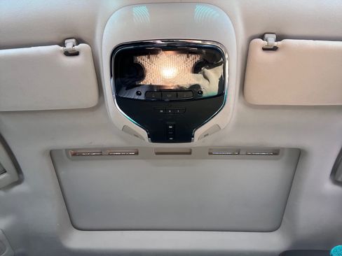 Used 2016 Maserati Ghibli image 17