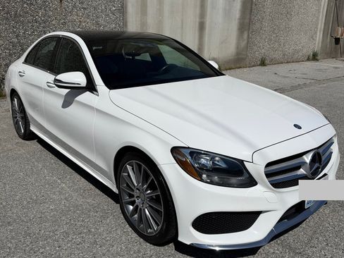 Used 2017 Mercedes-Benz C 300 4MATIC Sedan image 1