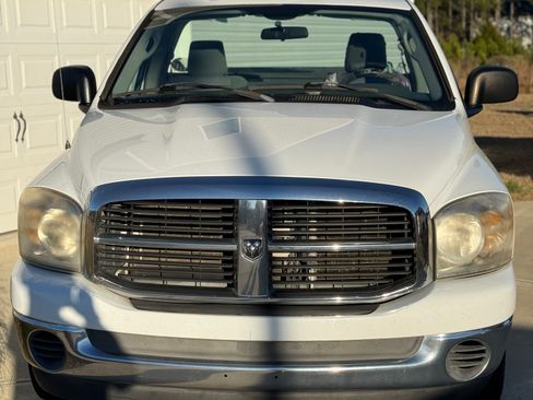 Used 2007 Dodge Ram 1500 Truck SLT image 4