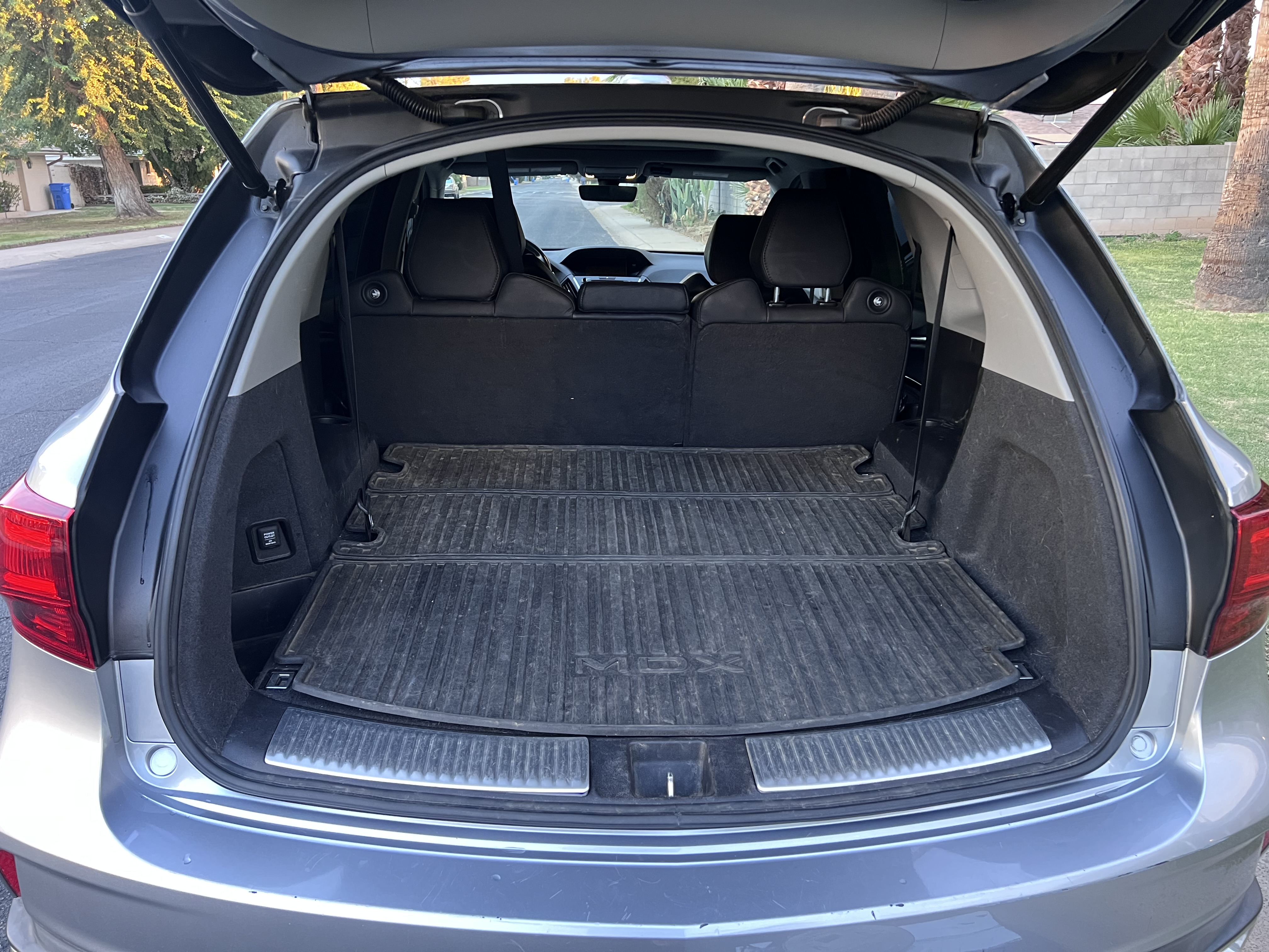 Used 2018 Acura MDX FWD image 10