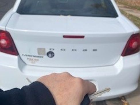 Used 2014 Dodge Avenger SE image 8