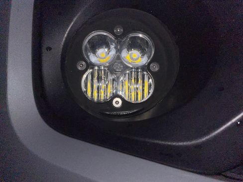 Used 2020 Toyota Tacoma TRD Off-Road w/ Technology Package image 11