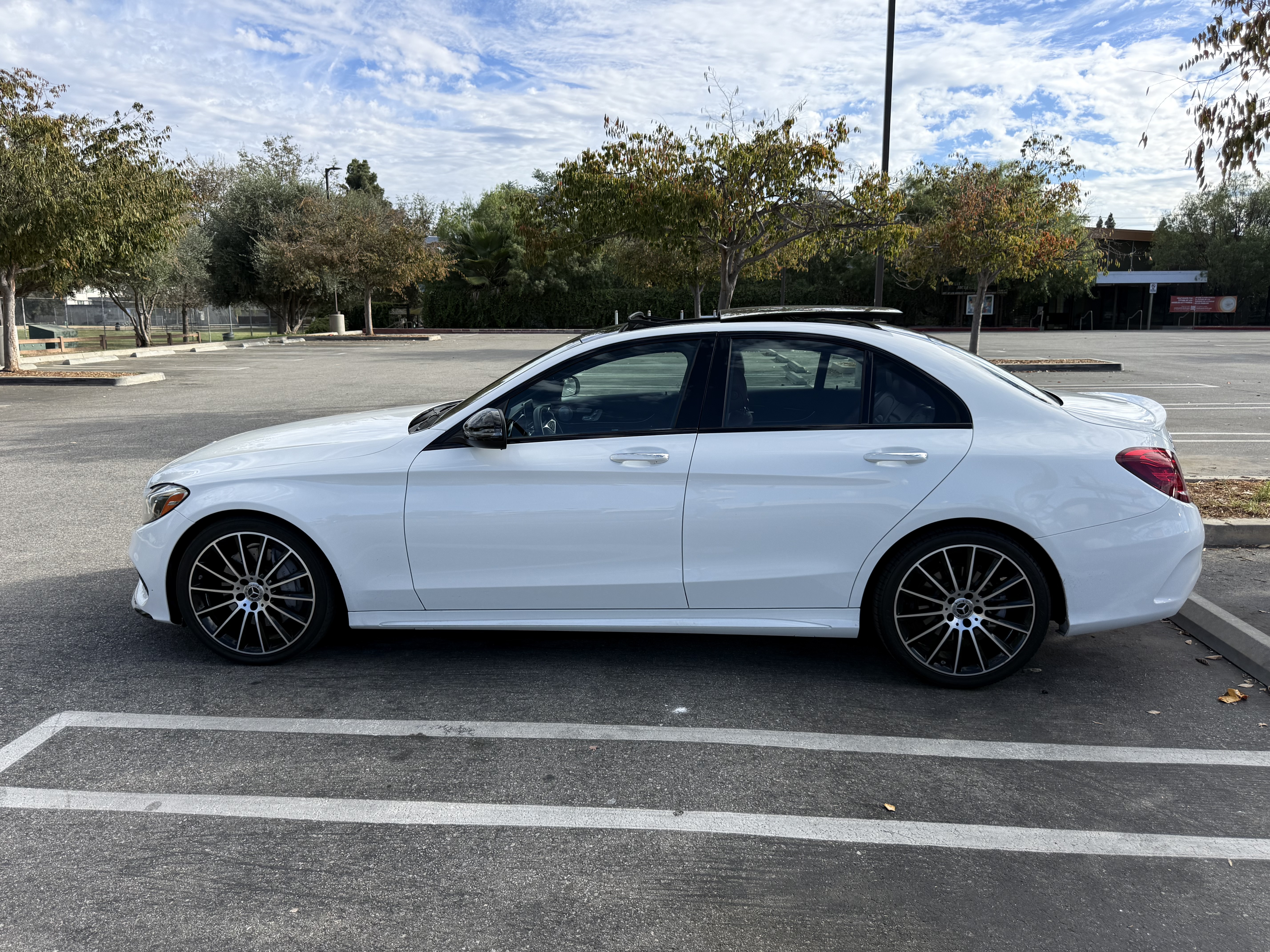 Used 2018 Mercedes-Benz C 300 Sedan image 14