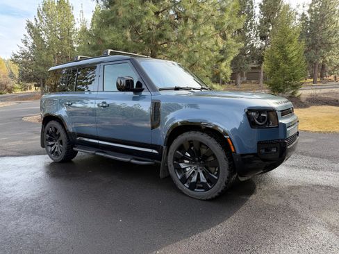 Used 2022 Land Rover Defender 110 X-Dynamic HSE image 5