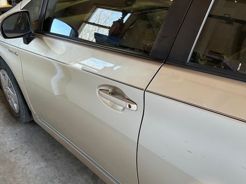 Used 2011 Toyota Prius Three image 8