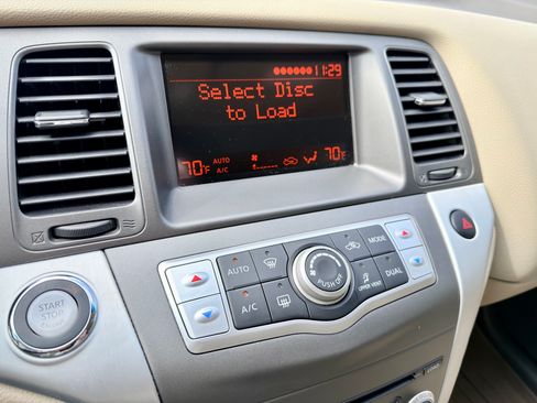 Used 2013 Nissan Murano S image 13