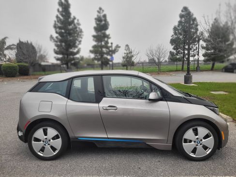 Used 2014 BMW i3 image 4