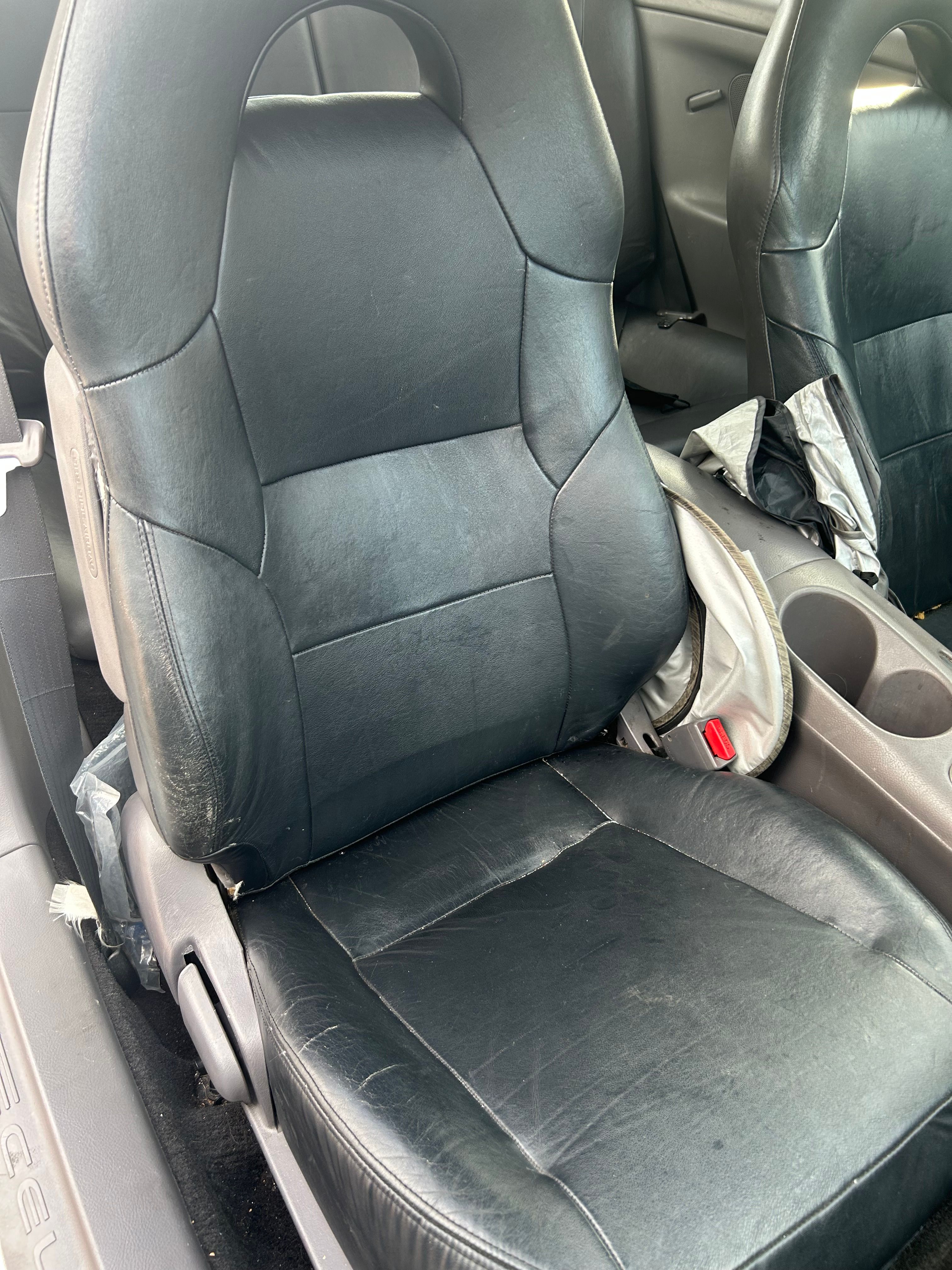 Used 2000 Toyota Celica GT FWD image 8