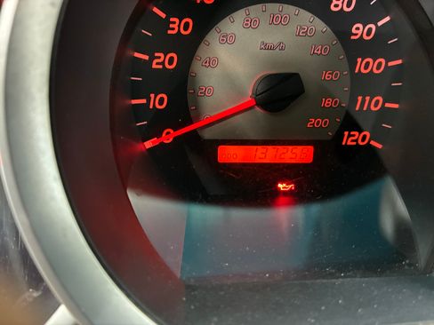 Used 2010 Toyota Tacoma Pickup 2D 6 ft image 11