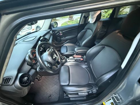 Used 2015 MINI Cooper 4-Door Hardtop FWD image 13