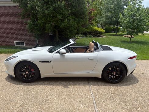 Used 2015 Jaguar F-TYPE S RWD image 13