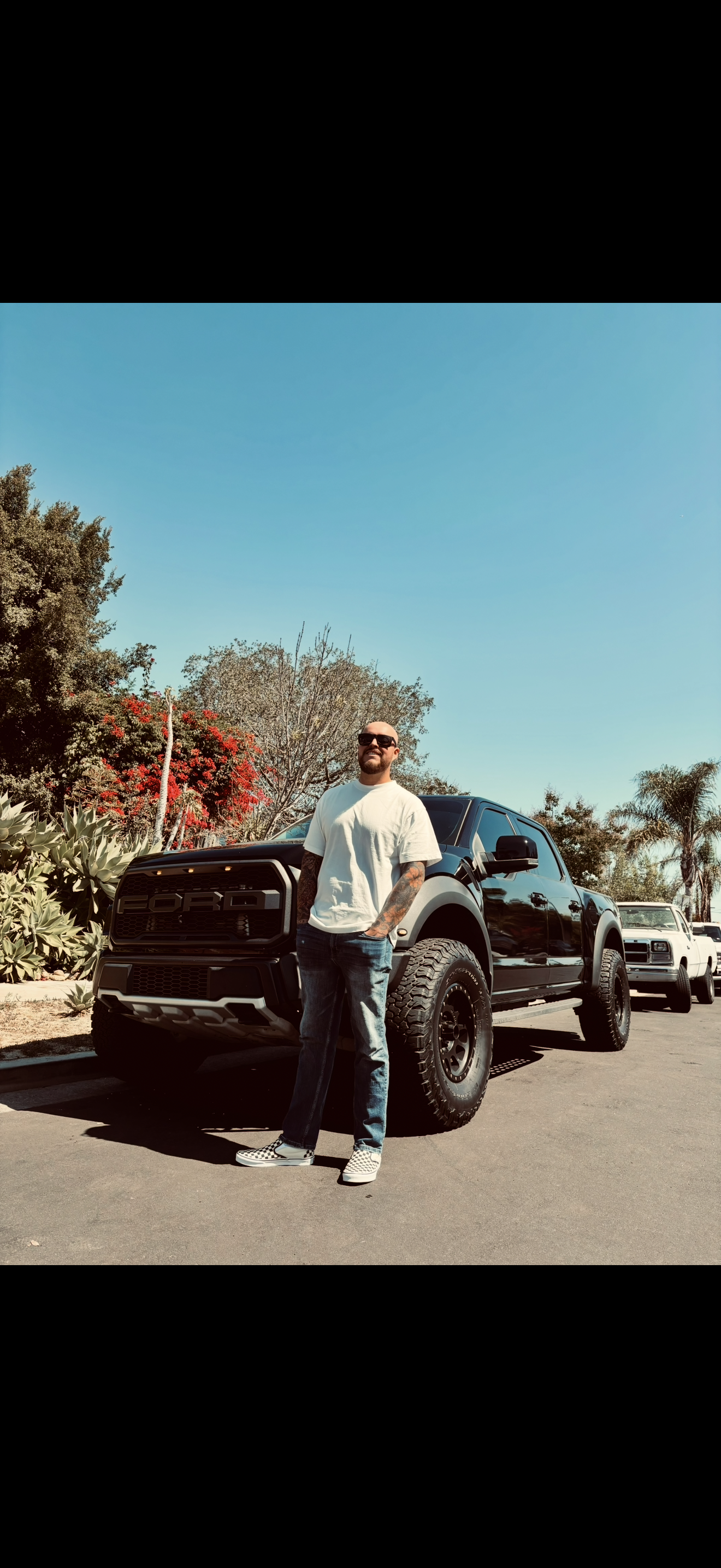 Used 2019 Ford F150 Raptor w/ Equipment Group 802A Luxury AWD/4WD image 16