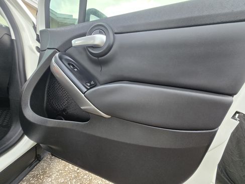 Used 2018 FIAT 500X Pop image 16