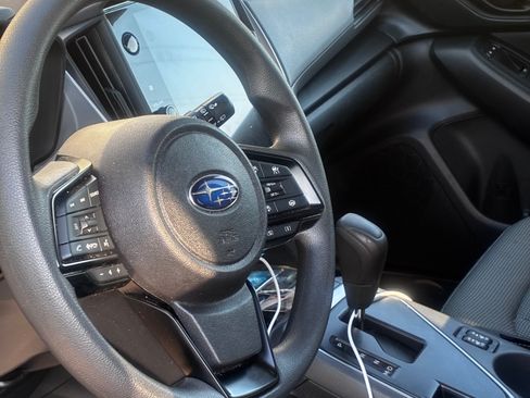 Used 2024 Subaru Crosstrek 2.0i Premium AWD/4WD image 12