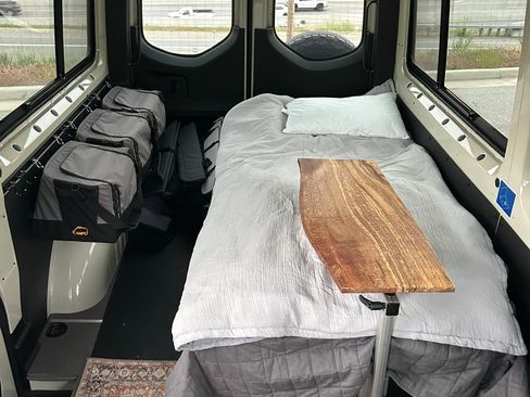 Used 2021 Mercedes-Benz Sprinter 2500 image 28