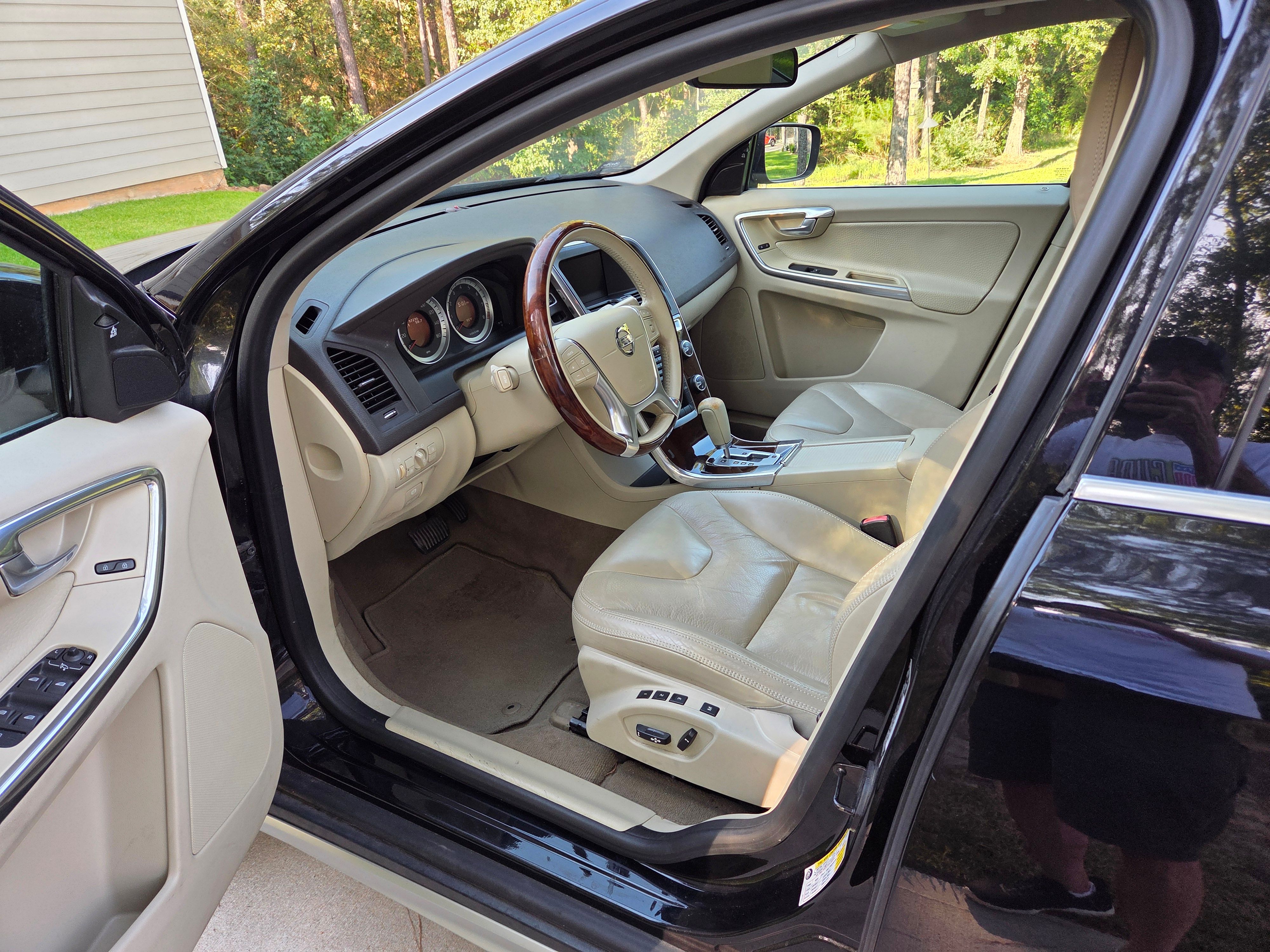 Used 2012 Volvo XC60 3.2 FWD image 11